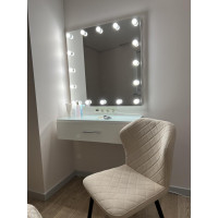 Туалетный столик с безрамным зеркалом и подсветкой "Милена-2"